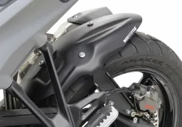 Rear hugger